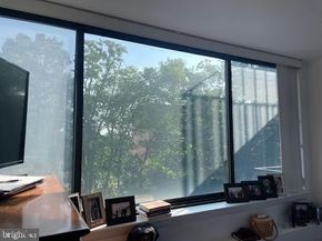 Undisclosed Address #VAAR2066234, Arlington VA 22207