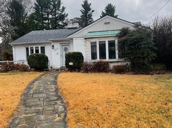 5805 Conway Road, Bethesda MD 20817