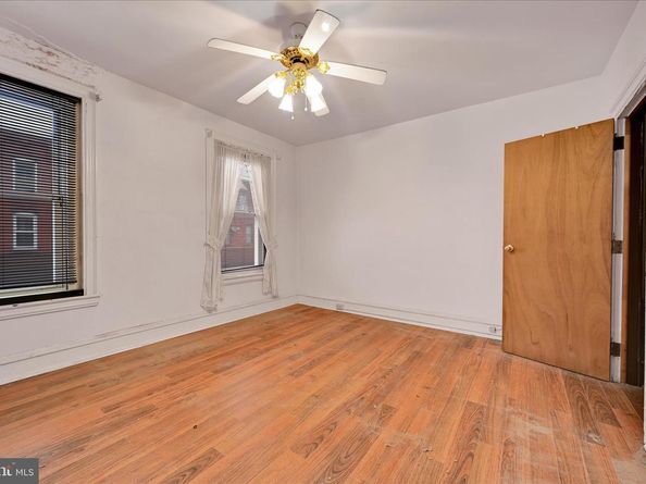 4048 Green Street, Philadelphia PA 19104