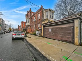 4048 Green Street, Philadelphia PA 19104