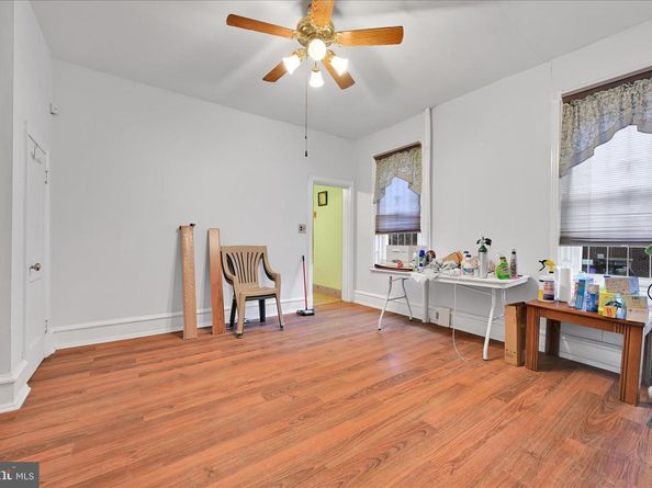 4048 Green Street, Philadelphia PA 19104