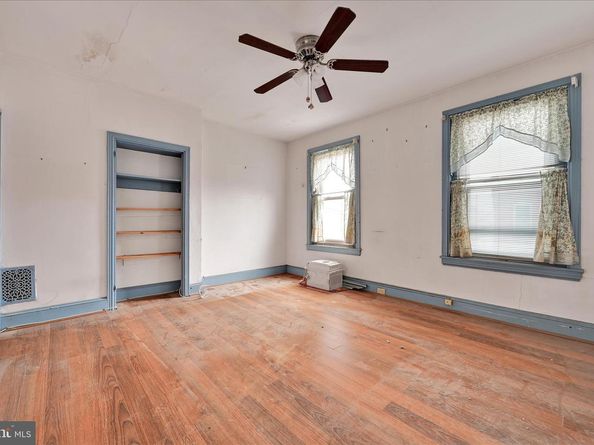 4048 Green Street, Philadelphia PA 19104