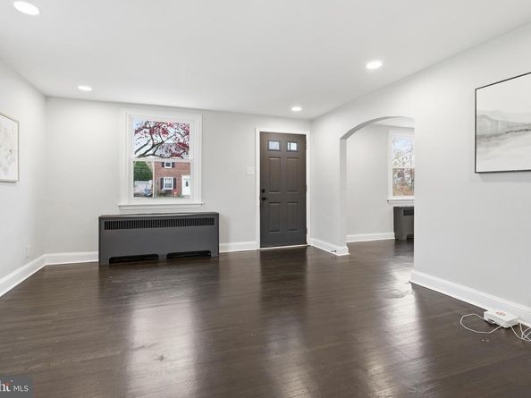 333 S Taylor Avenue, Crum Lynne PA 19022