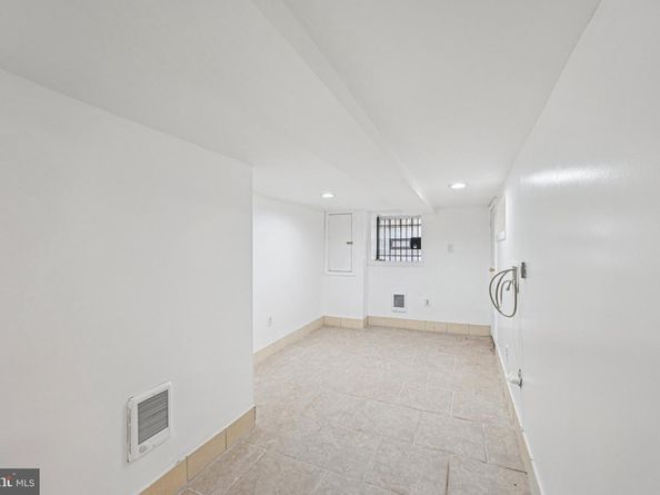 27 N 51st Street, Philadelphia PA 19139