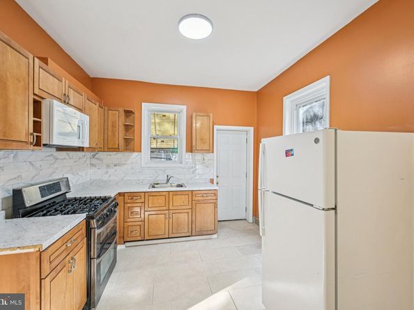 27 N 51st Street, Philadelphia PA 19139