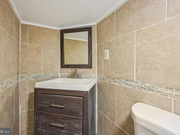 27 N 51st Street, Philadelphia PA 19139