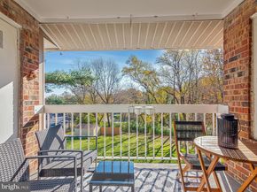 1914 Wilson Lane 202, Mclean VA 22102