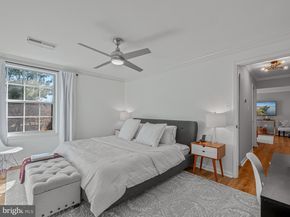 1914 Wilson Lane 202, Mclean VA 22102