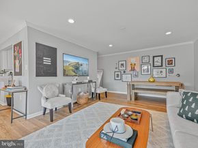 1914 Wilson Lane 202, Mclean VA 22102