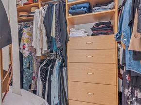 1914 Wilson Lane 202, Mclean VA 22102