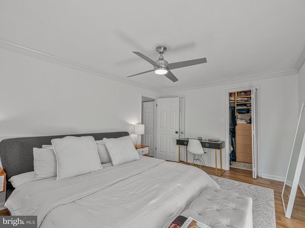 1914 Wilson Lane 202, Mclean VA 22102