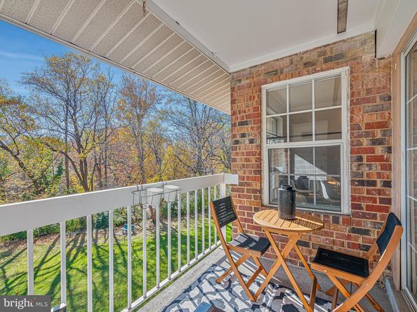 1914 Wilson Lane 202, Mclean VA 22102