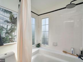 6617 Medinah Lane, Alexandria VA 22312