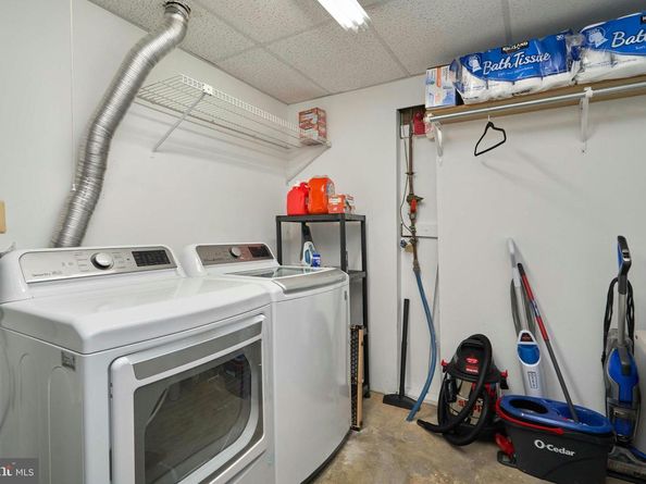 6617 Medinah Lane, Alexandria VA 22312