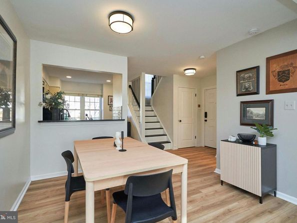 6617 Medinah Lane, Alexandria VA 22312