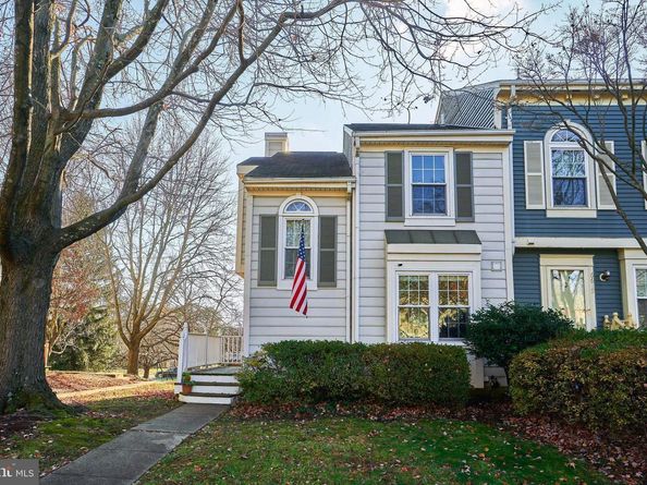 6617 Medinah Lane, Alexandria VA 22312