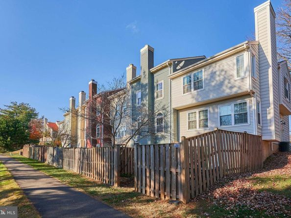 6617 Medinah Lane, Alexandria VA 22312