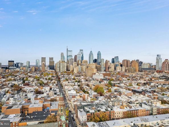 815 S 20TH Street, Philadelphia PA 19146