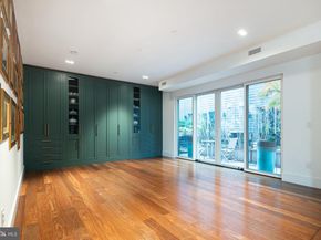 815 S 20TH Street, Philadelphia PA 19146