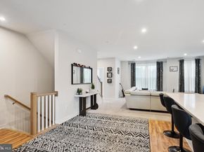 13506 Innovation Station Loop 2B, Herndon VA 20171