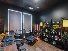 13506 Innovation Station Loop 2B, Herndon VA 20171