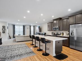 13506 Innovation Station Loop 2B, Herndon VA 20171