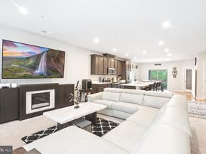 13506 Innovation Station Loop 2B, Herndon VA 20171