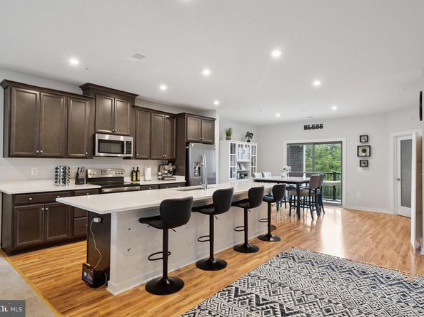 13506 Innovation Station Loop 2B, Herndon VA 20171