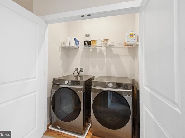 13506 Innovation Station Loop 2B, Herndon VA 20171