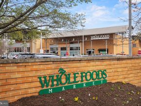 2504 Washington Boulevard, Arlington VA 22201