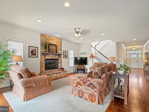 2504 Washington Boulevard, Arlington VA 22201