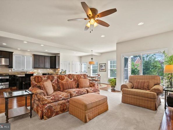 2504 Washington Boulevard, Arlington VA 22201