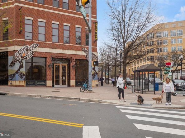 2504 Washington Boulevard, Arlington VA 22201