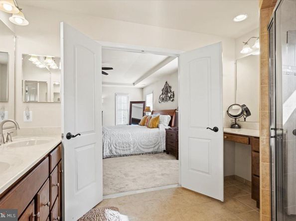 2504 Washington Boulevard, Arlington VA 22201