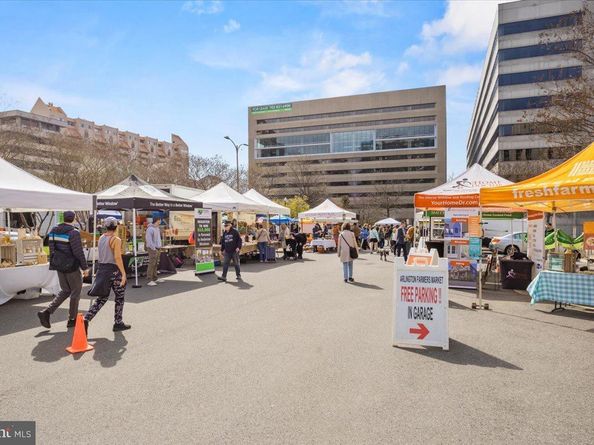 2504 Washington Boulevard, Arlington VA 22201