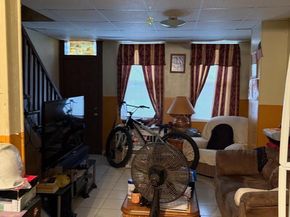 2045 S Darien Street, Philadelphia PA 19148