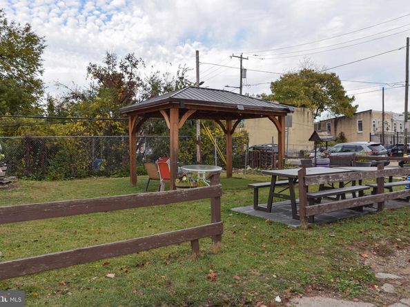 1306 W Auburn Street, Philadelphia PA 19132