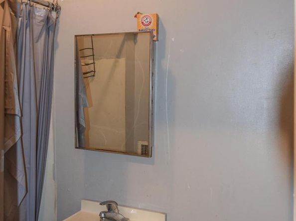 1306 W Auburn Street, Philadelphia PA 19132