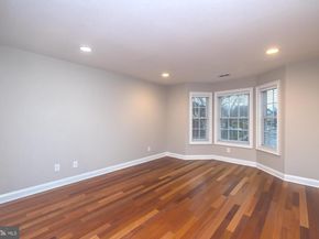 74 Sunflower Way, Huntingdon Valley PA 19006