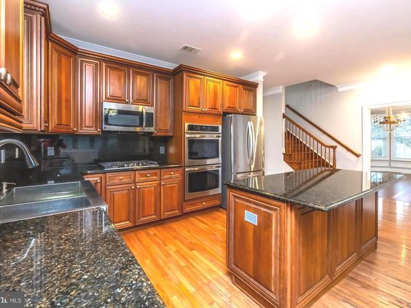 74 Sunflower Way, Huntingdon Valley PA 19006