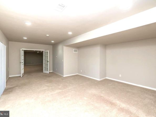 74 Sunflower Way, Huntingdon Valley PA 19006