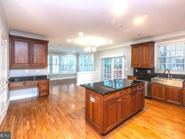 74 Sunflower Way, Huntingdon Valley PA 19006