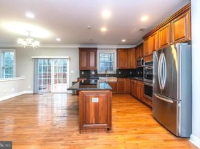 74 Sunflower Way, Huntingdon Valley PA 19006