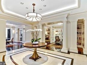 130 S 18TH Street 804, Philadelphia PA 19103