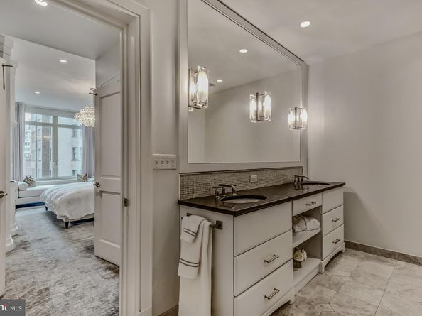 130 S 18TH Street 804, Philadelphia PA 19103