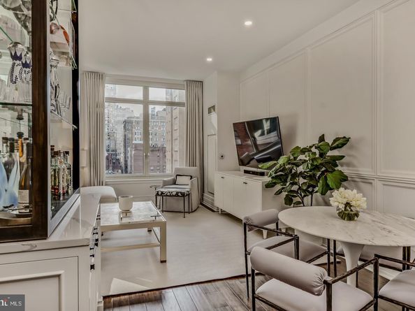 130 S 18TH Street 804, Philadelphia PA 19103