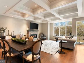 152 Vine Street, Philadelphia PA 19106