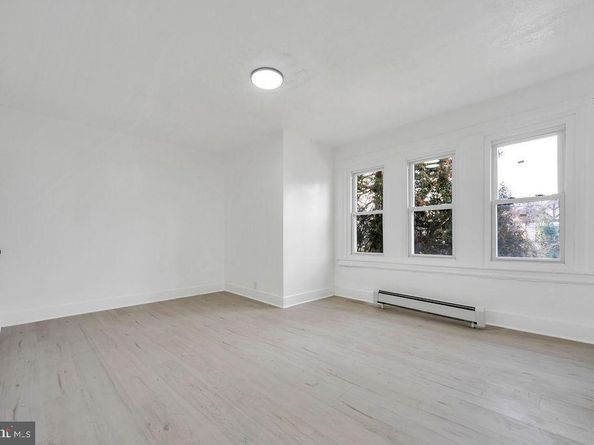 163 Springton Road, Upper Darby PA 19082