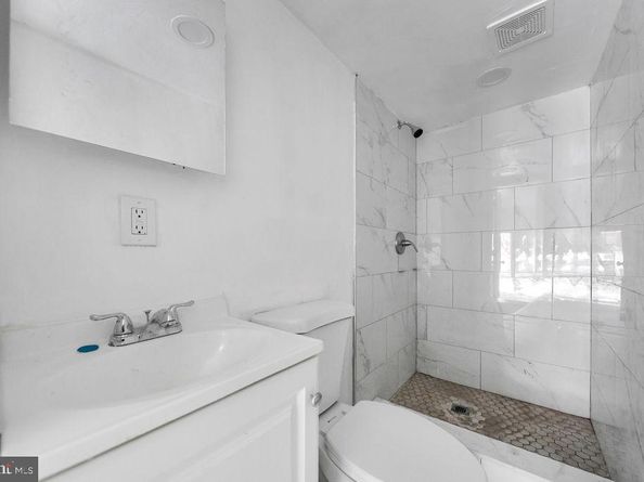 163 Springton Road, Upper Darby PA 19082