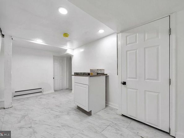 163 Springton Road, Upper Darby PA 19082